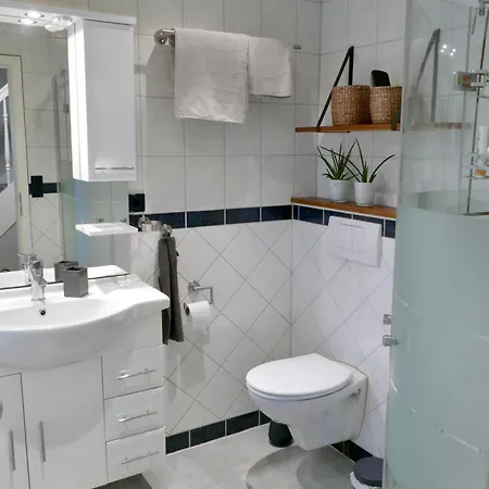 Apartment Op De Westerdiek 2 *